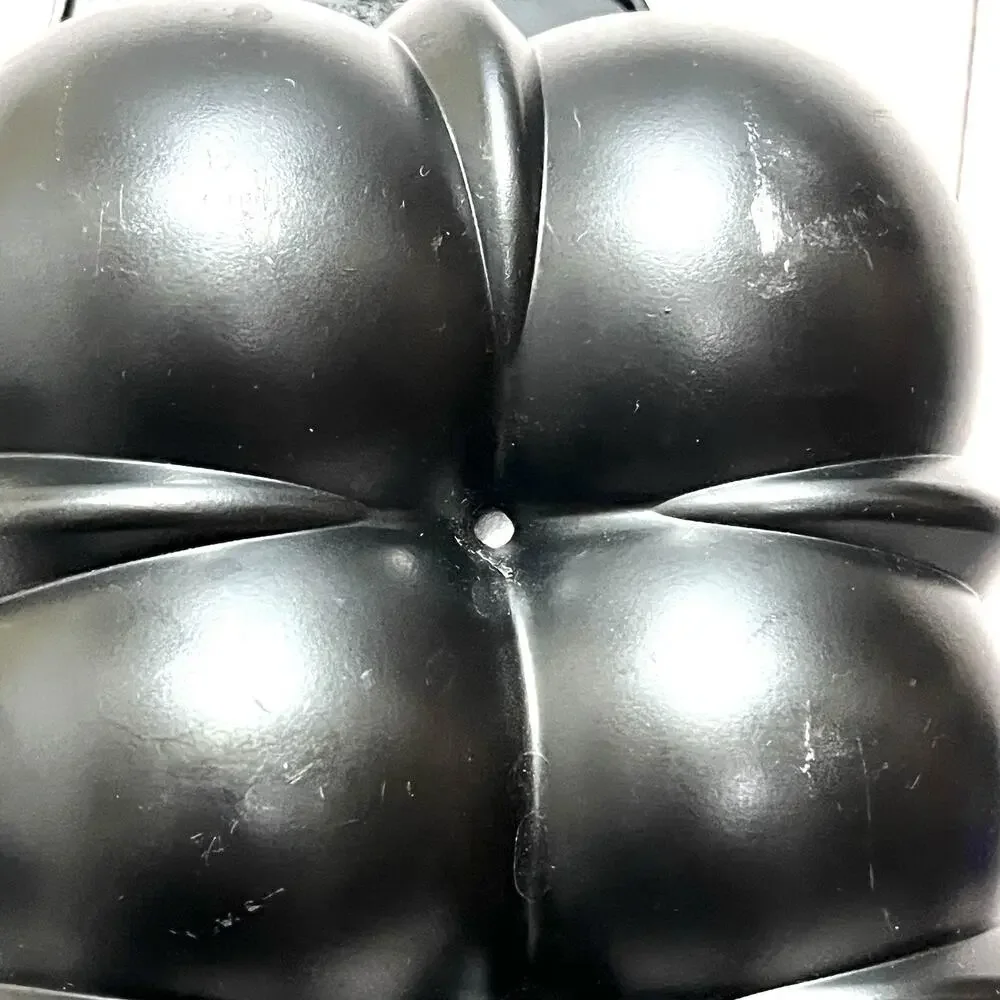 Nordic Ware Pro Black Cast Bundt Loaf Cake Pan Baking 9 cup Cast Aluminum
